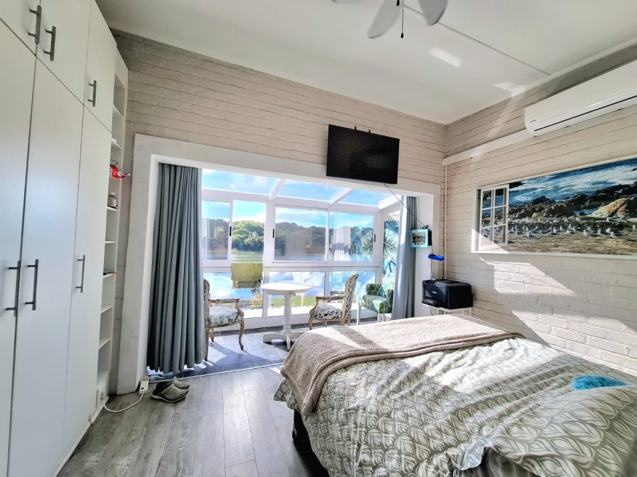 2 Bedroom Property for Sale in Bonza Bay Eastern Cape